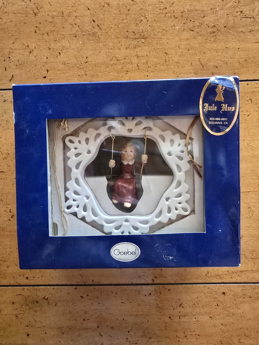 Vintage New 2002 Goebel/ Jule Hus Porcelain Christmas Ornament